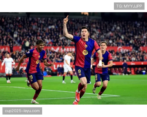 莱万独木难支,巴萨低迷困局难解 莱万独木难支,巴萨低迷困局难解