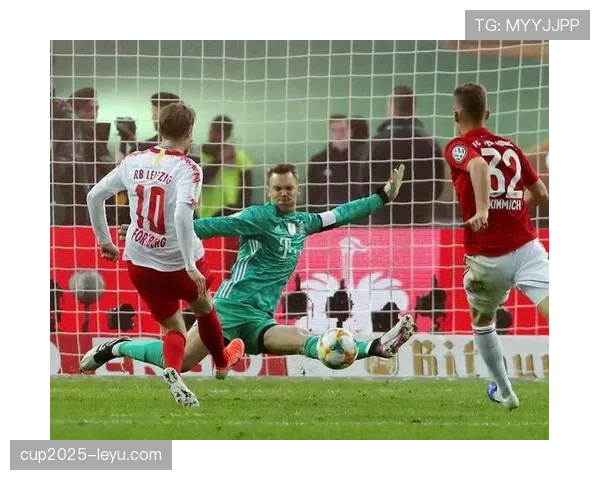 诺伊尔 vs 阿利松:现代门将全面能力对比 诺伊尔 vs 阿利松:现代门将全面能力对比