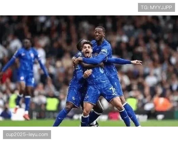 切尔西中场功能重叠，节奏问题已对球队攻防转换造成影响